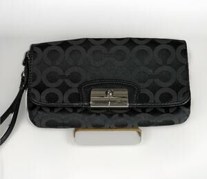 COACH Accessory Pouch Wristlet Flap Op Art Black